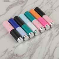 Flacon de parfum ODM OEM 8 ml, atomiseur de voyage en plastique à mécanisme rotatif, flacon pulvérisateur oral avec logo personnalisé