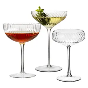 Gelas Cocktail Martin minum Spiral batang panjang elegan elegan indah untuk pesta Bar