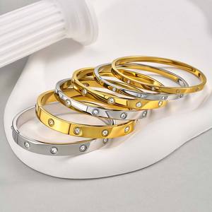 Superventas de Moda, Pulsera de Acero Inoxidable con Circonita Microincrustada, Joyería chapada en Oro de 18K PVD, Regalo para Parejas - Product Image 1