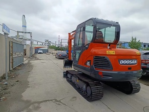 Excavadora Usada Doosan DX55 de 5 Toneladas, Original, Fabricada en Corea, en Buen Estado, en China - Product Image 4