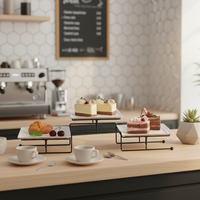 Ventes de pointe d'usine, design moderne, vaisselle en porcelaine blanche écologique à 3 étages sur un support, pour les fêtes