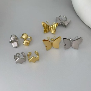 แหวนแฟชั่นดีไซน์เก๋ แหวนพันหลายชั้น แหวนซ้อน แหวนลายเกลียว แหวนปรับขนาดได้สำหรับผู้หญิง - Product Image 4