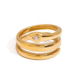 Anillo con diseño de serpiente chapado en oro de 18 quilates con incrustaciones de circonita para mujer, joyería de moda. - Product Image 1