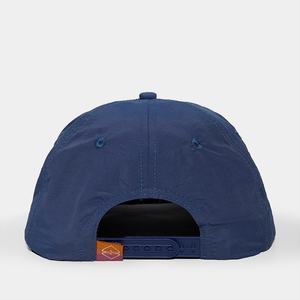 Casquettes Snapback en nylon non structurées à 5 panneaux avec patch tissé personnalisé OEM et cordon, style mode - Product Image 6