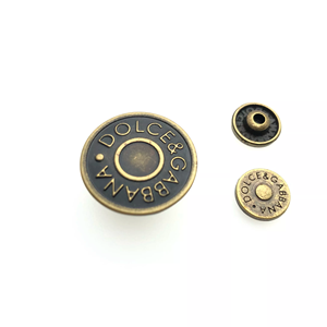 Bottoni a pressione per abbigliamento, bottoni personalizzati con logo, copribottoni per donna e uomo, bottoni a pressione in metallo per jeans, OEM ODM, classici con incisione a rilievo per jeans. - Product Image 2