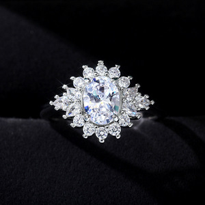 Anello Girasole per Donne, Design Floreale, Anello da Indossare Quotidianamente - Product Image 3