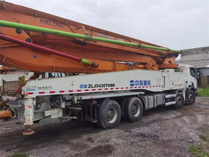 Camion pompe à béton d'occasion 52m 56m 46m 42m 37m avec châssis Benzz Vol Petuzmeister, camion benne Howo 25t 40t type 6x4 8x4 pour le zoo - Product Image 2