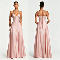 Robe longue élégante pour femme, sans manches, épaules dénudées, coupe ajustée, couleur unie, pour l'été, collection 2026, chic pour soirée et fête