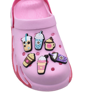 HY Venta al por mayor: Set de dijes de PVC <span class=keywords><strong>personalizados</strong></span> para zapatos y bolsos, con diseños de tazas, latte y citas - Product Image 2