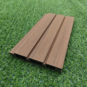 Recinzione WPC Co-Estrusa Premium 1800X1800mm con Palo in Alluminio - Product Image 3