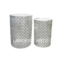 Ensemble de 2 tables basses Lander en fer argenté, meubles de décoration intérieure modernes et luxueux en métal écologiques pour chambre à coucher et salon