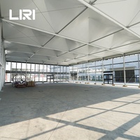 Tente modulaire géante personnalisée à double étage en structure pyramidale pour événements et centres commerciaux