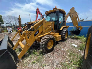 Pelle rétrocaveuse utilisée du chargeur 4x4 d'excavatrice de Caterpillar 420F avec la charge évaluée de 4 tonnes concentrée sur les composants de noyau de moteur à vendre - Product Image 5