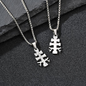 Collar con Cruz de Caravaca de Acero Inoxidable 316L para <span class=keywords><strong>Hombre</strong></span> y Mujer, Colgante Religioso de Jesús Crucificado, Joyería Católica de Protección con <span class=keywords><strong>Cadena</strong></span> - Product Image 4