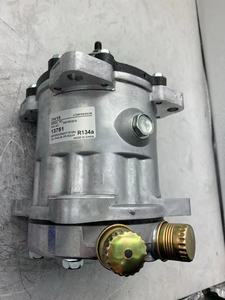 คอมเพรสเซอร์แอร์รถยนต์ 12v รุ่นใหม่ แข็งแรงทนทาน ใช้สารทำความเย็น R-134a สำหรับเครื่องจักรกลการเกษตร เหมาะสำหรับอุปกรณ์ฟาร์มและรถแทรกเตอร์หลากหลายประเภท - Product Image 3