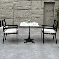 Vente directe d'usine, ensemble table et chaises de salle à manger en alliage d'aluminium, confortable, imperméable, style moderne et simple, portable