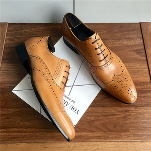 Nouvelles chaussures en cuir formelles pour hommes, modèle Brookes, gravées, style anglais, bout pointu, en cuir véritable. - Product Image 2