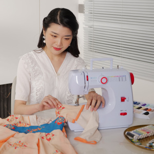 VOF FHSM-700 Machine à coudre <span class=keywords><strong>surjeteuse</strong></span> électrique multifonctionnelle à <span class=keywords><strong>bras</strong></span> <span class=keywords><strong>libre</strong></span> automatique domestique - Product Image 5
