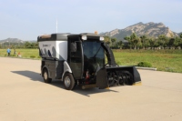 Nouvelle balayeuse routière compacte diesel à siège fermé, idéale pour les petites routes, en promotion