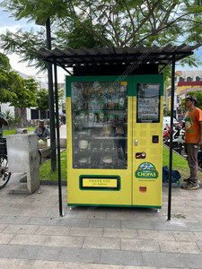 Distributeur automatique de salades <span class=keywords><strong>24H</strong></span> Mall avec refroidissement intégré, ascenseur automatique, conforme ADA, compatible SDK, prêt pour carte de crédit et Wi-Fi - Product Image 4