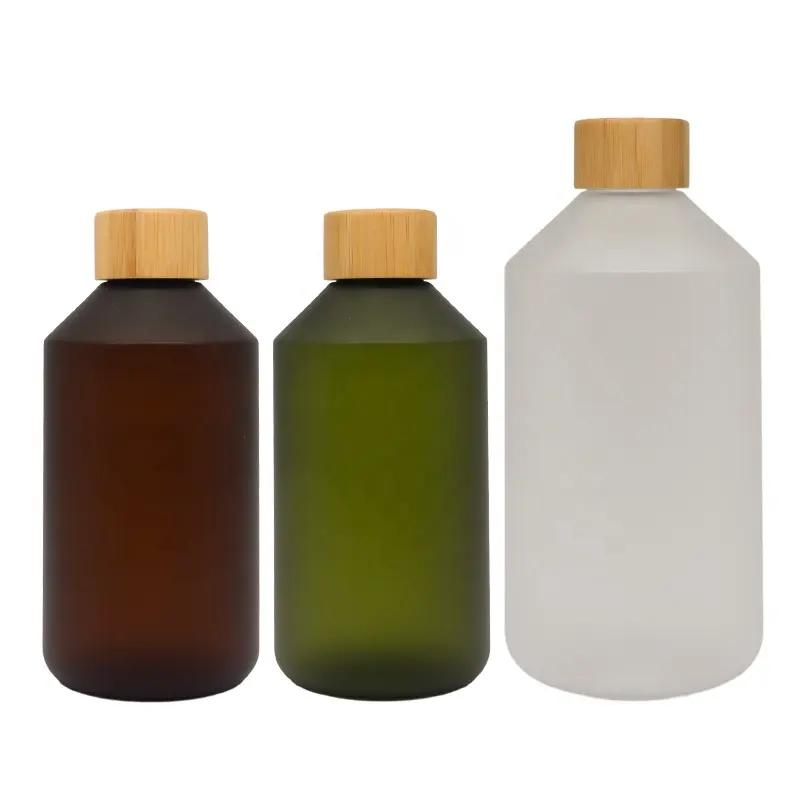 Toptan plastik cilt bakımı ambalaj 300 500 buzlu yeşil amber özel boş yuvarlak bambu kozmetik toner şişe ile vidalı kapak