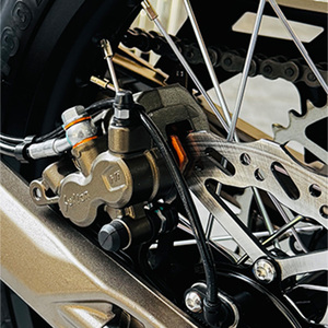 Moto tout-terrain électrique 74v 55ah 1.25kw 90 Km/h Max Power Off Road Sutton Motorcycle Black surron ultra Bee - Product Image 6