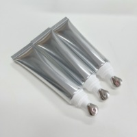Baume à lèvres brillant et soyeux, soin des lèvres, sans cruauté, protection solaire, peptide, avec marque privée