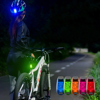 Super lumineux LED lumière pendentif pour animaux de compagnie Mini avertissement feu arrière pour chien vélo marche course sécurité Clip-on pour l'été des enfants