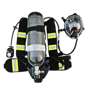 Team di professionisti No Scagliare Per Emergenza Antincendio Scba