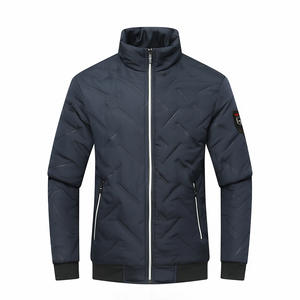 Giacca trapuntata impermeabile 2025 da uomo di alta qualità per l'autunno <span class=keywords><strong>inverno</strong></span> con collo alto <span class=keywords><strong>in</strong></span> velluto ispessito intrecciato per la lavorazione della tessitura non tessuta - Product Image 5