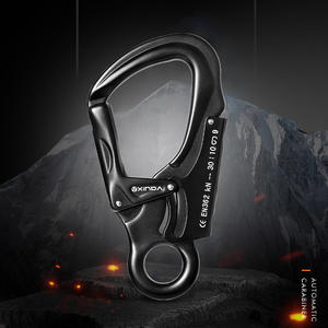 Mousqueton Xinda Two Stage K Lock en alliage d'aluminium noir, crochet de sécurité pour l'escalade, le rappel, la via ferrata et les aventures en plein air - Product Image 3