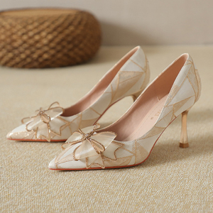 Chaussures à talon pour femme Bigtree Shoes, couleur dégradée, talons brillants néon, escarpins de créateur à bout pointu, talons tendance pour femmes - Product Image 5