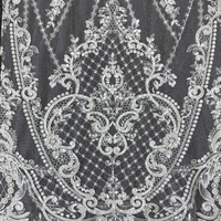 Tissu en dentelle de tulle brodé de sequins à motif géométrique baroque blanc GCW-QCUV100297-103 pour studio de couture de créateurs