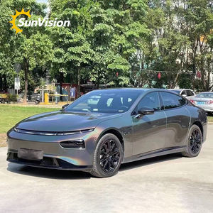 Vinilo para Envolver Autos con Diseño de Arcoíris, Personalizable en Amarillo, Azul, Rojo, Morado y Verde - Product Image 2