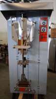 Machine de remplissage de liquides entièrement automatique MILA pour sachets, haute productivité, 220V, disponible au Ghana