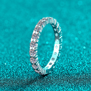 Anillo de Plata Pura S925 con Incrustaciones de Diamantes Moissanite, Anillo de Alta Gama, Joyería de Boda para Mujer, Personalización y Venta al Por Mayor - Product Image 2