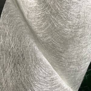 中国製E-グラスファイバーチョップドストランドマットEMC300ファイバーグラスマットロール原料製品切断サービスボート用 - Product Image 3