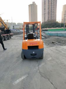 Chariot élévateur diesel <span class=keywords><strong>TCM</strong></span> d'occasion de 3,5 tonnes pour le transport en entrepôt, machines de terrassement pour la construction d'ingénierie - Product Image 2
