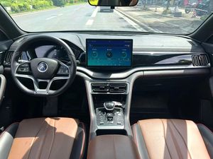 BYD Song PLUS 2020 Usado con Volante a la Izquierda, SUV de Gasolina 1.5T, Automático, Cuero, Techo Panorámico, Autos <span class=keywords><strong>Baratos</strong></span> <span class=keywords><strong>en</strong></span> <span class=keywords><strong>Venta</strong></span> <span class=keywords><strong>en</strong></span> Ghana y Nigeria - Product Image 4