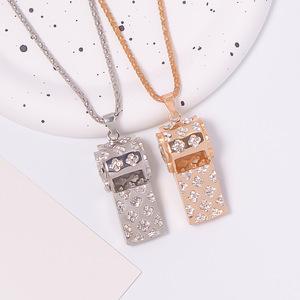 Cadeaux créatifs personnalisés, sifflet de sécurité en diamant et strass, <span class=keywords><strong>porte</strong></span>-clés en métal, <span class=keywords><strong>porte</strong></span>-clés brillant et élégant - Product Image 5