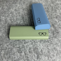 Étuis à lunettes pliables en cuir faits à la main, colorés et minimalistes, résistants aux chocs, avec logo personnalisé imprimé, vente en gros