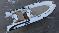 Bateau pneumatique semi-rigide en fibre de verre à coque en V profond en PVC Hypalon, best-seller, à vendre
