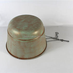 Fioriera <span class=keywords><strong>da</strong></span> <span class=keywords><strong>appendere</strong></span> elegante per <span class=keywords><strong>piante</strong></span> <span class=keywords><strong>da</strong></span> interno esterno Design moderno durevole facile <span class=keywords><strong>da</strong></span> <span class=keywords><strong>appendere</strong></span> in rame zincato metallo vaso di fiori - Product Image 4