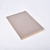 JIEPIN Panneau en mousse WPC 3 couches de 3-30 mm, durable, personnalisé, de haute qualité, 4x8 pieds, matériau de construction avec service de découpe