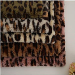 Tissu en fausse fourrure de lapin à imprimés de vache, peluche super douce, pour couverture, livraison gratuite - Product Image 3