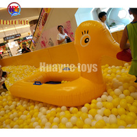 HUAYUE Commercial le plus PVC Durable eau remorquable flottant canapé eau canapé eau Ski bateau à vendre gonflable jaune canard bateau