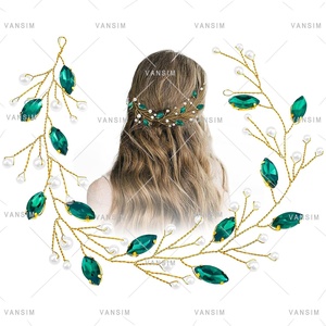 Fait à la main 3D fil de <span class=keywords><strong>laiton</strong></span> travail couleurs cristal fleur accessoire strass <span class=keywords><strong>applique</strong></span> pour robe de mariée de bal - Product Image 1