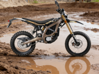 Moto tout-terrain électrique Surron Ultra Bee 2026 avec rétroviseur 74V 60Ah Komodo Ultra Bee avec kit route