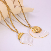 Collier pendentif océan en acier inoxydable plaqué or 18 carats pour femmes JUSNOVA |   Bijoux anti-ternissement étanches en perles et zircons en forme d'étoile de mer
