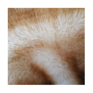 Tissu en fausse fourrure pelucheuse 58/60 cm de large en polyester acrylique pour vêtements avec support tissé - Product Image 2